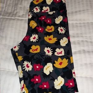 LuLa Roe TC Leggings